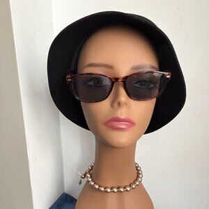 Vintage BETMAR New York Cloche Black Asymmetrical Brim Bow Wool Felt Hat NWT